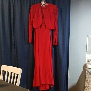 Red Long Sleeve Crew Neck Cocktail Gown